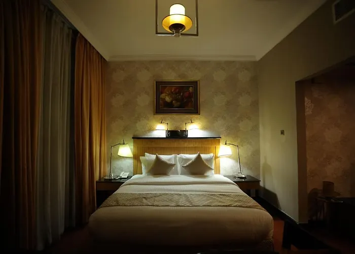 Creek Gate Hotel-Baithans